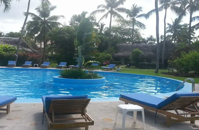 Resort Costa Las Ballenas piscina